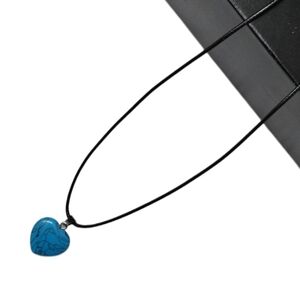 Natural‎ Healing Crystal Blue Turquoise Heart Shaped Pendant Necklace